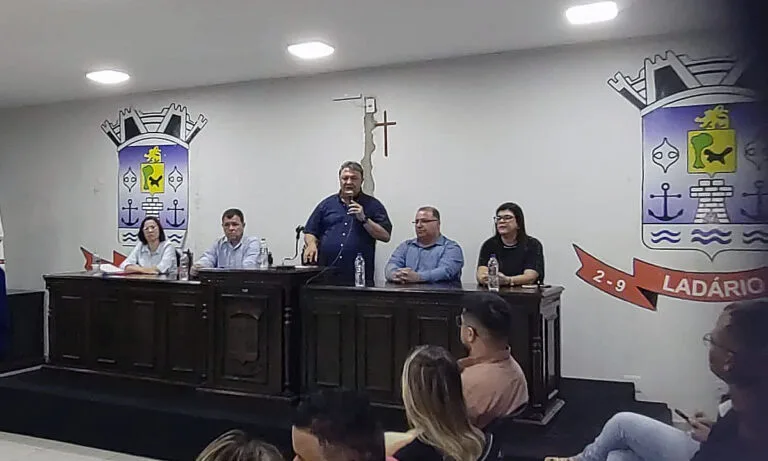 Munir apresenta secretários e promete gestão transparente com foco na população