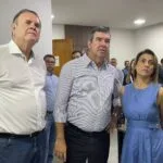 Ao lado de Riedel, senadora Soraya participa da entrega de veículos e posse de concursados da IAGRO
