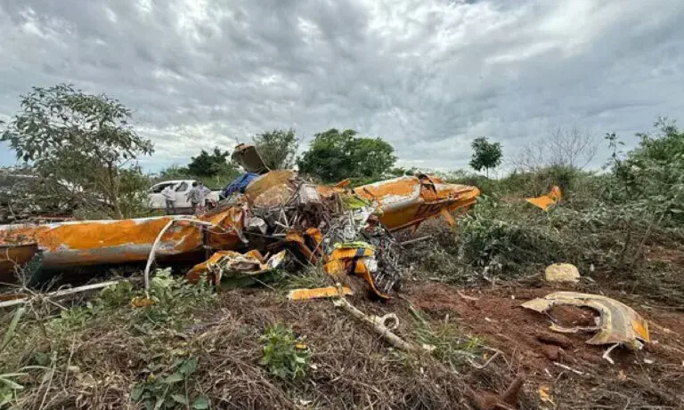 queda de avião agrícola