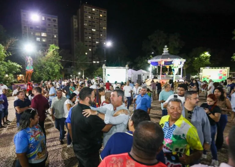 Lancamento Carnaval Corumba Foto Saul Schramm 5 768x548 1