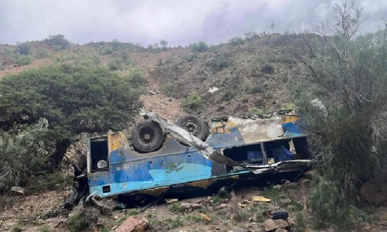 acidente na Bolívia deixa 28 mortos