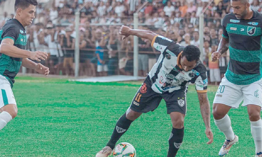 Corumbaense vence FC Pantanal