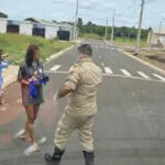 Recém-nascido é abandonado em terreno baldio em Aparecida do Taboado