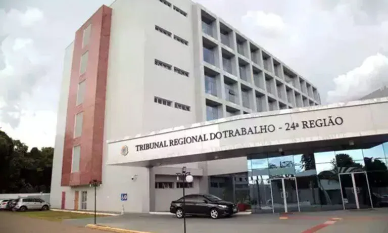 discriminada por ser mãe