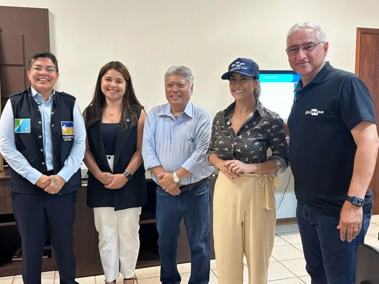 Senadora Soraya prestigia entrega de equipamentos para a Embrapa