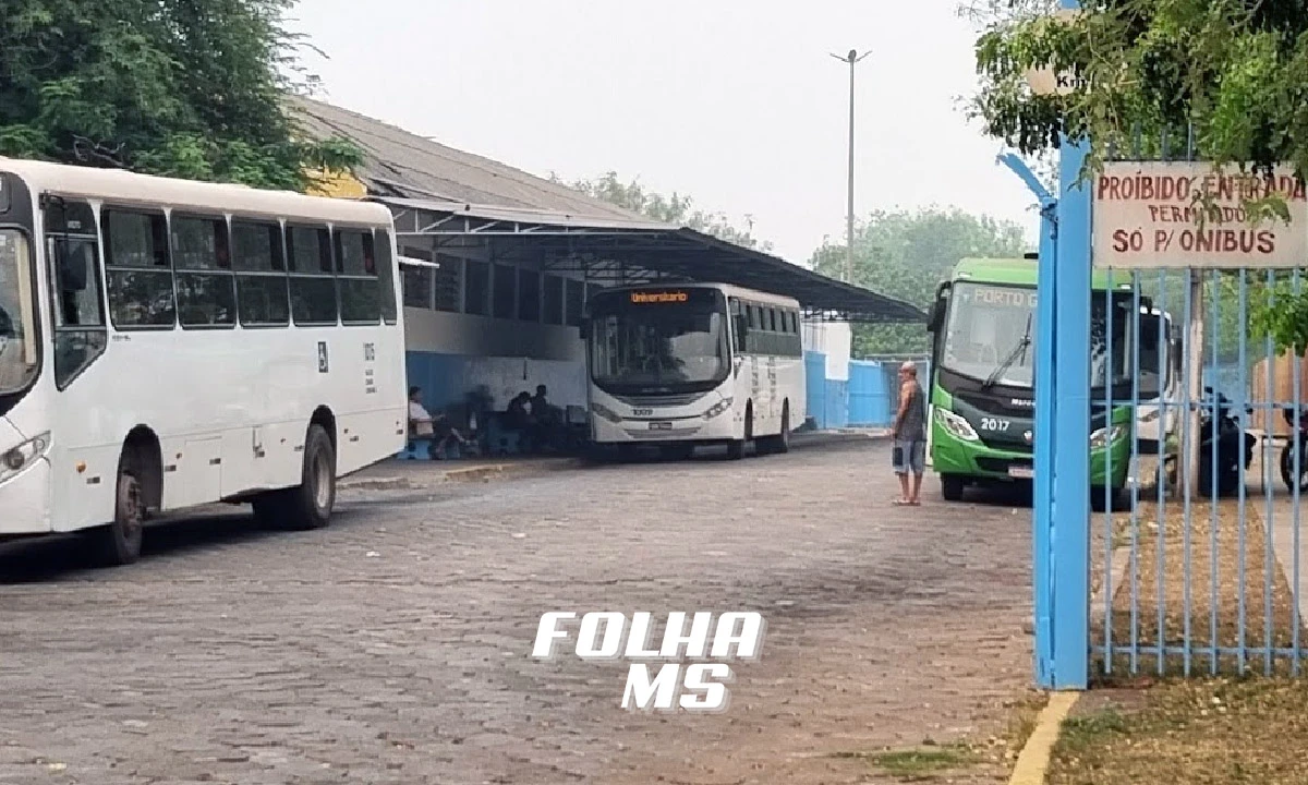 terminais de ônibus