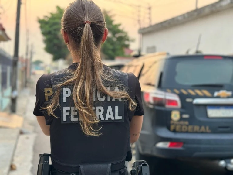 No momento, você está visualizando Homem é preso em Corumbá por armazenar pornografia infantil