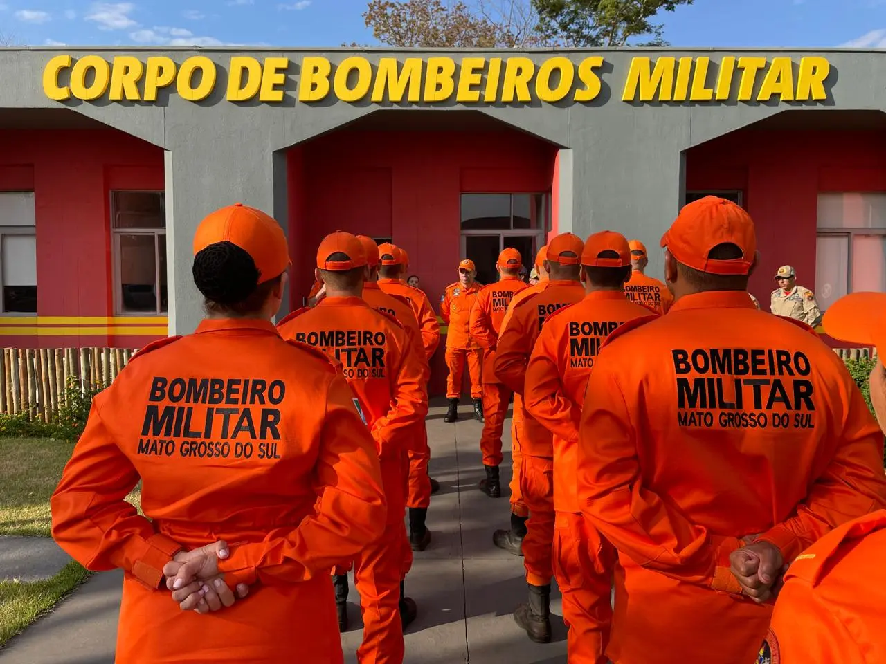 No momento, você está visualizando Corpo de Bombeiros de MS abre 230 vagas temporárias com salário de R$ 3,8 mil