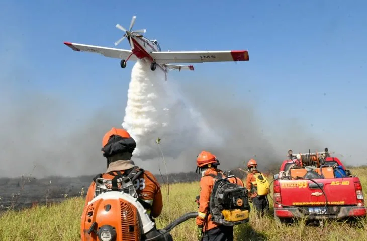 Leia mais sobre o artigo MS facilita licenciamento ambiental para uso do fogo em prevenção a incêndios florestais