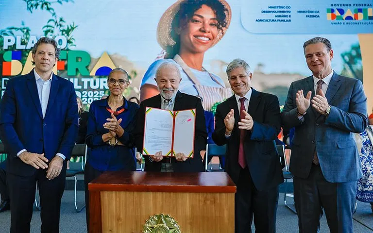 Prefeito destaca Plano Safra como motor de desenvolvimento para agricultura familiar em Corumbá 3 713848bc 8b84 4830 81b3 06eb94c2bc90