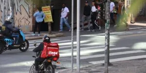 Leia mais sobre o artigo Votação de vínculo entre motoristas e apps será em 30 dias, diz Fachin