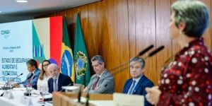 Leia mais sobre o artigo Combate à fome precisa de sensibilidade e política de Estado, diz Lula