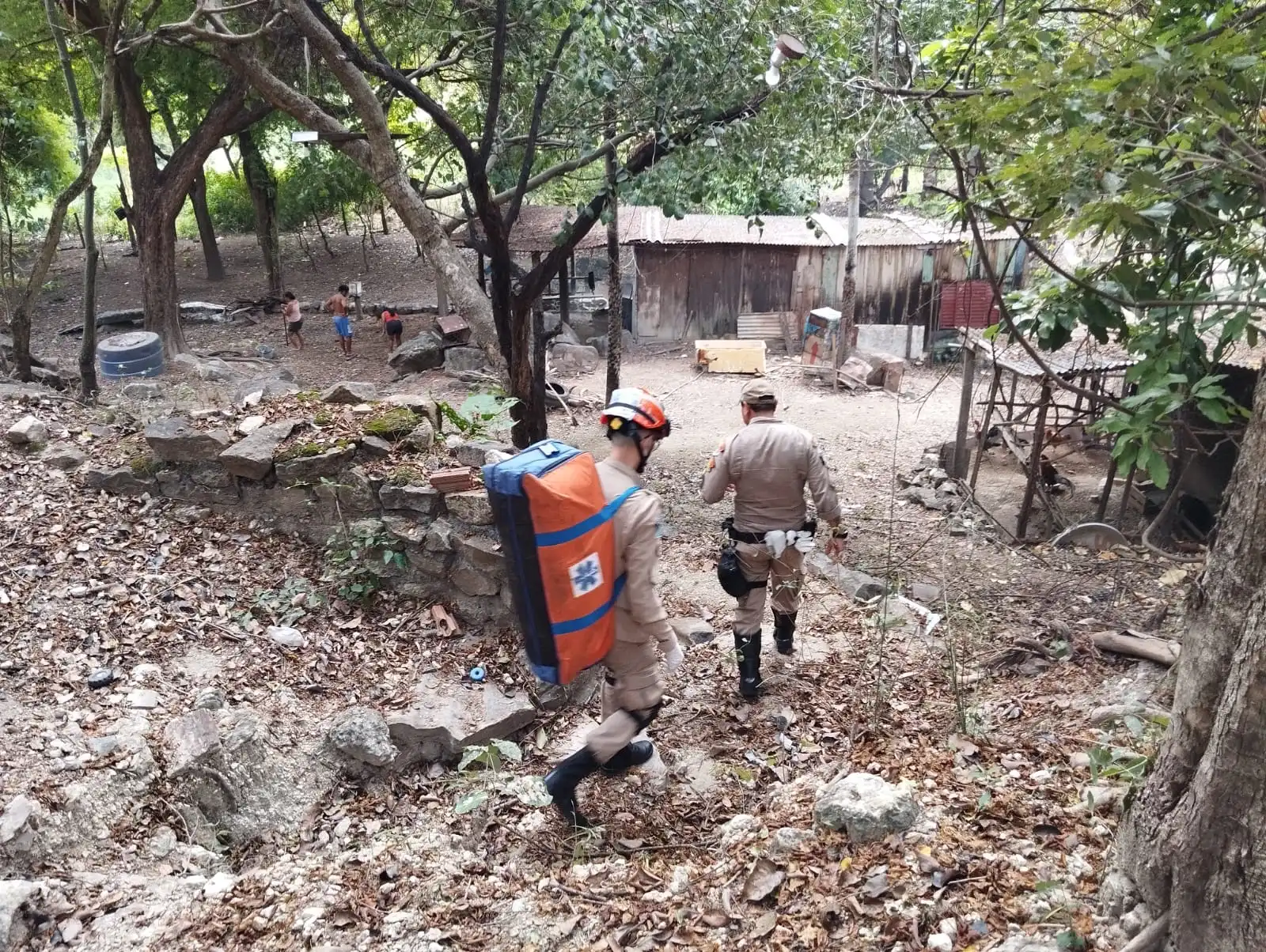 No momento, você está visualizando Homem é atacado por onça ao tentar salvar cachorro no bairro Generoso, em Corumbá