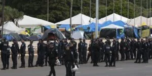 Leia mais sobre o artigo PGR denuncia casal que arrecadou R$ 1 milhão para acampamento golpista