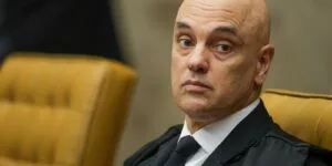 Leia mais sobre o artigo Trama golpista: Moraes pede data para julgamento de Bolsonaro e mais 7