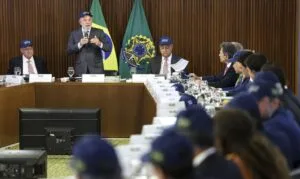 Leia mais sobre o artigo Lula reafirma soberania e rejeita ofensas em meio a tarifaço dos EUA