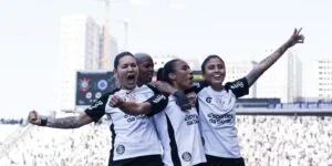 Leia mais sobre o artigo Corinthians vence Cruzeiro e conquista o hepta do Brasileirão Feminino