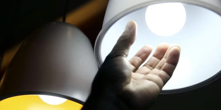 Gratuidade em conta de luz para baixa renda vai à sanção presidencial