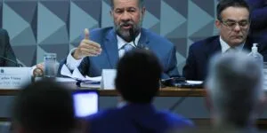 Leia mais sobre o artigo Lupi diz que governo acompanhava, mas não tinha dimensão das fraudes no INSS