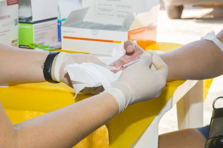 Prefeitura de Corumbá promove ação noturna de saúde no bairro Cervejaria