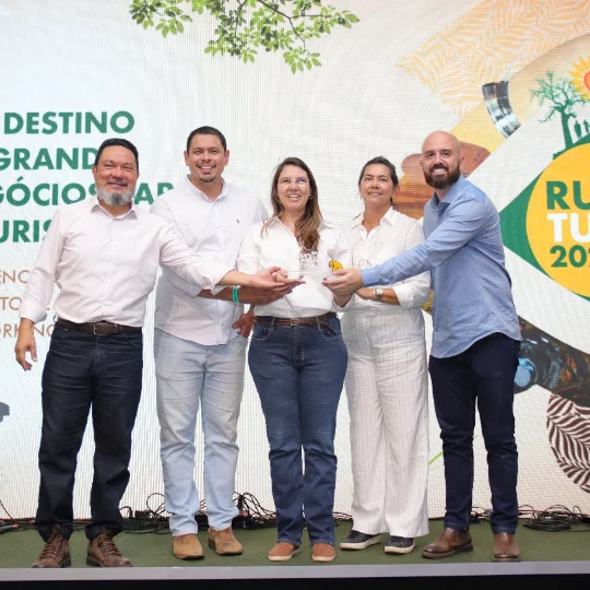 No momento, você está visualizando Docentes da UEMS e UFGD vencem prêmio de inovação com uso da Spirulina do Pantanal