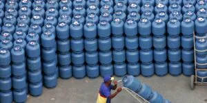 Beneficiários com NIS final 9 recebem hoje parcela do Auxílio Gás 6 Leia mais sobre o artigo Beneficiários com NIS final 9 recebem hoje parcela do Auxílio Gás