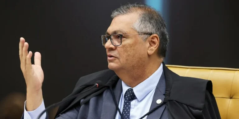 Dino afirma que STF não legitima “vale-tudo com corpos estendidos”