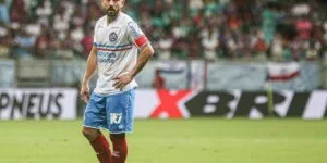Leia mais sobre o artigo Everton Ribeiro passa por cirurgia de tireoide devido a um câncer
