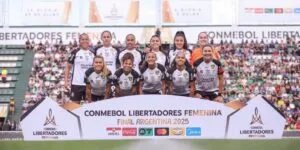 Leia mais sobre o artigo Libertadores: Corinthians faz história com tricampeonato consecutivo