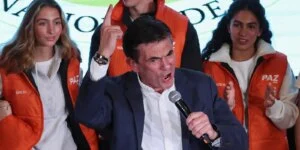 Leia mais sobre o artigo Lula parabeniza presidente eleito da Bolívia, Rodrigo Paz