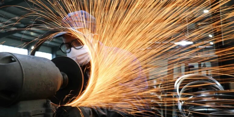 Governo amplia acesso de empresas ao Plano Brasil Soberano