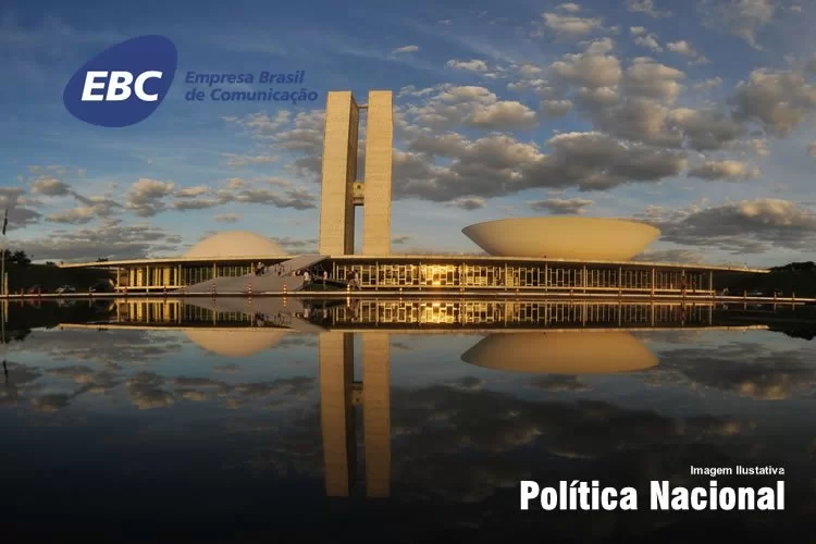 Leia mais sobre o artigo Bolsonaro sanciona PL que cria Ministério das Comunicações