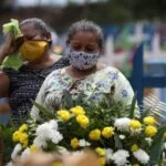 Dia de Finados: como a pandemia abalou o processo de luto